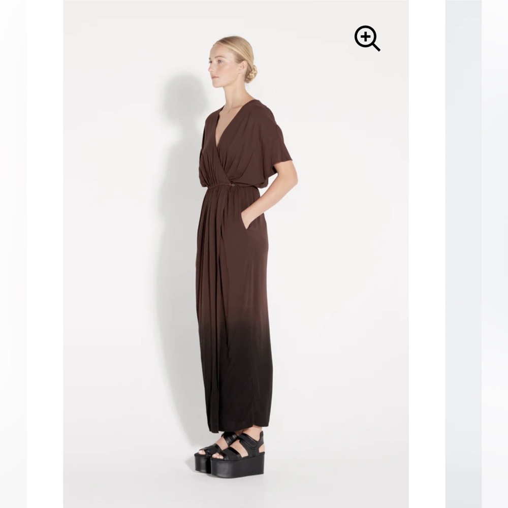 Brown Maxi dress new size 1